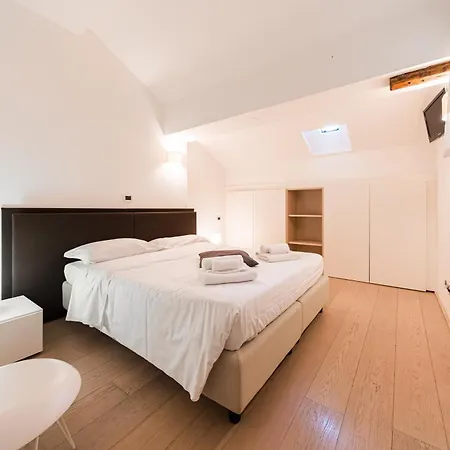 Apartamento New - Immobo Haurelia - Asinelli Tower View *